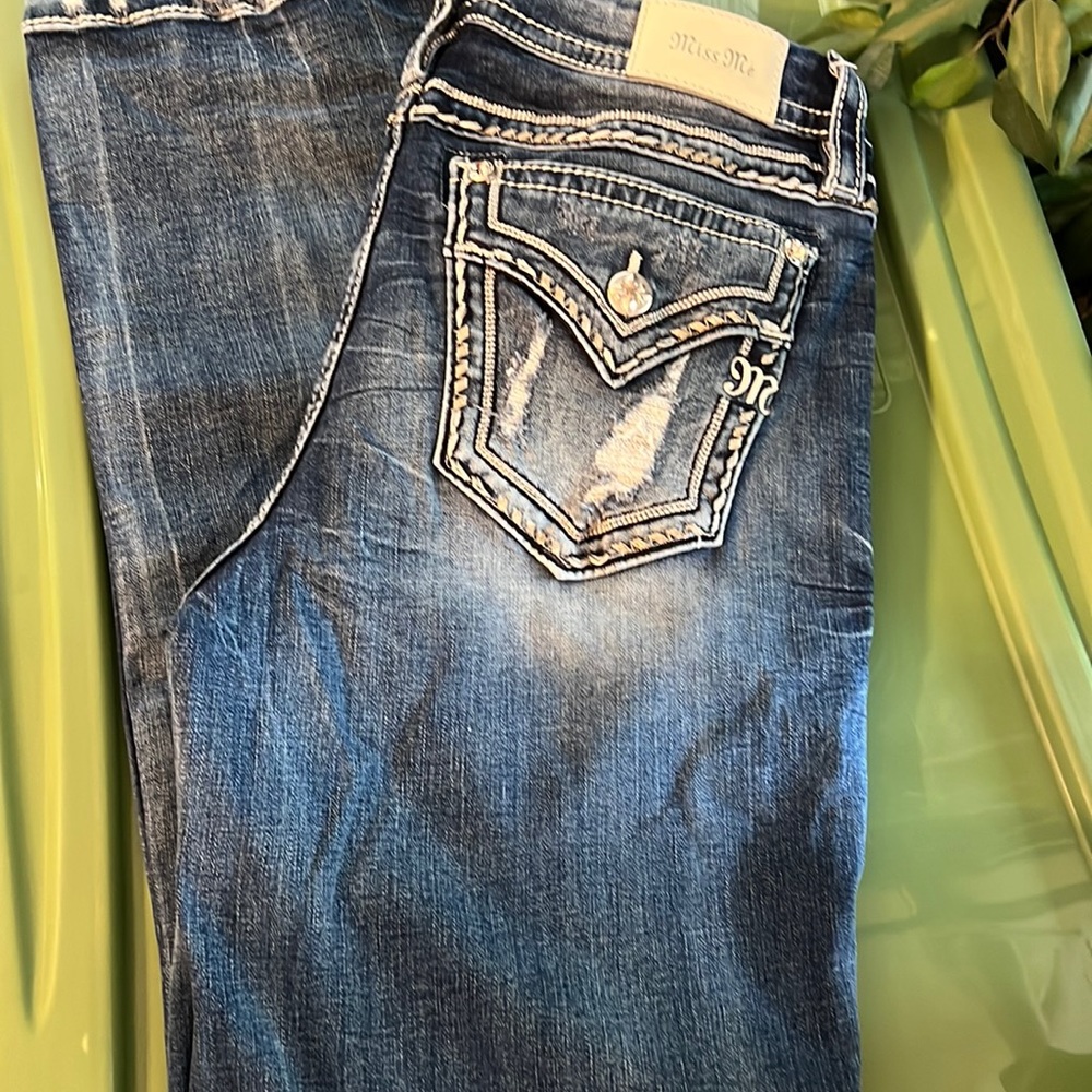 Women’s miss me size 32,32